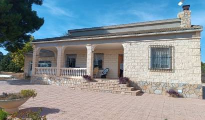 Bestaande woningen - Villa - Revuelta de Yecla