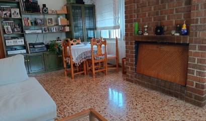 Bestaande woningen - Villa - Revuelta de Yecla