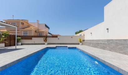 Bestaande woningen - Villa - Torrevieja - Aguas Nuevas