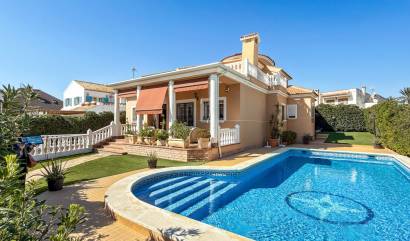 Bestaande woningen - Villa - Torrevieja - La Mata