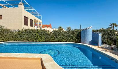 Bestaande woningen - Villa - Torrevieja - La Mata