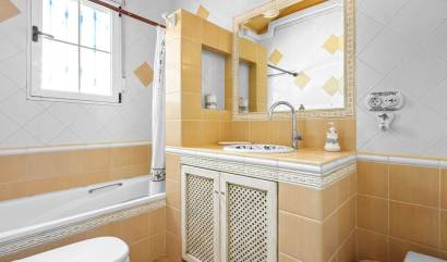 Bestaande woningen - Villa - Torrevieja - La Mata