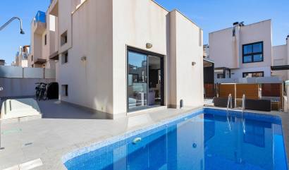 Bestaande woningen - Villa - Torrevieja - Sector 25