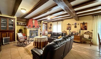 Bestaande woningen - Villa - Yecla