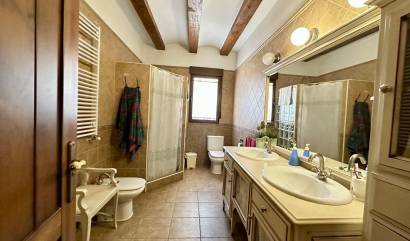 Bestaande woningen - Villa - Yecla