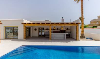 Bestaande woningen - Vrijstaande villa - Torrevieja - Torreta Florida