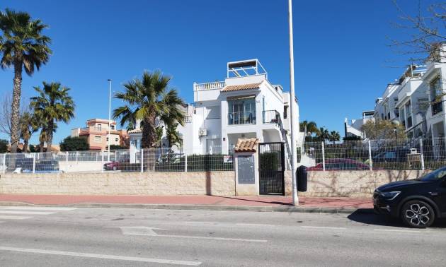 Bungalow - Venta - Torrevieja - Aguas Nuevas