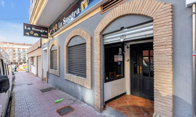 Comercial - Venta - Torrevieja - Estacion de autobuses