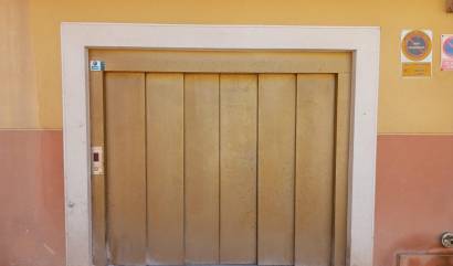 Commercial - Revente - Torrevieja - GI-21003