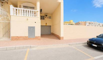Long time Rental - Commercial - Torrevieja - Centro