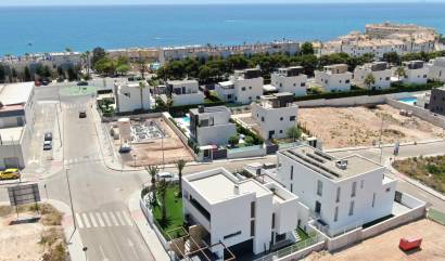 Nueva construcción  - Villa - Orihuela Costa - Campoamor