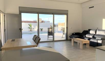 Nueva construcción  - Villa - Rafal - polideportivo