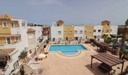 Revente - Apartment - Algorfa