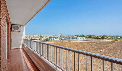 Revente - Apartment - Orihuela Costa - Punta Prima