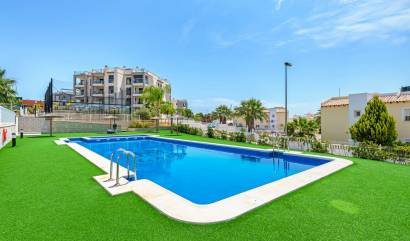 Revente - Apartment - Orihuela Costa - Villamartín