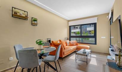 Revente - Apartment - Orihuela Costa - Villamartín