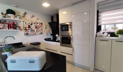 Revente - Apartment - Orihuela Costa