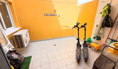 Revente - Apartment - Torrevieja - Aguas Nuevas