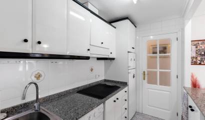 Revente - Apartment - Torrevieja - Centro - Muelle Pesquero