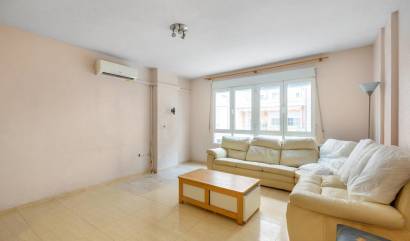 Revente - Apartment - Torrevieja - Centro - Muelle Pesquero