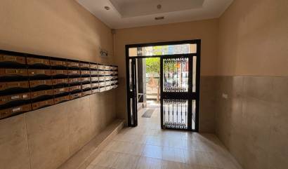 Revente - Apartment - Torrevieja - Centro