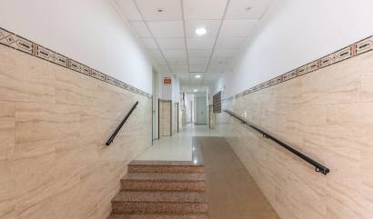 Revente - Apartment - Torrevieja - Centro