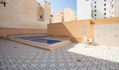 Revente - Apartment - Torrevieja - Centro