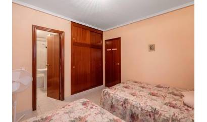 Revente - Apartment - Torrevieja - Centro