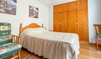 Revente - Apartment - Torrevieja - El Acequión