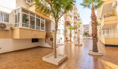 Revente - Apartment - Torrevieja - Estacion de autobuses