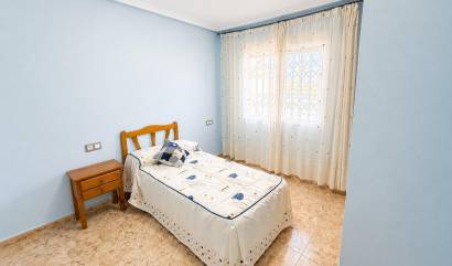Revente - Apartment - Torrevieja - Estacion de autobuses
