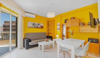 Revente - Apartment - Torrevieja - La Mata pueblo