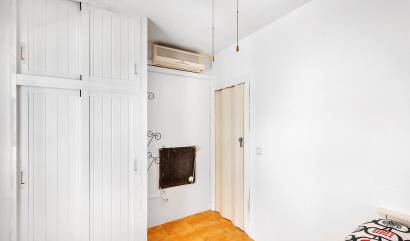 Revente - Apartment - Torrevieja - La Mata pueblo