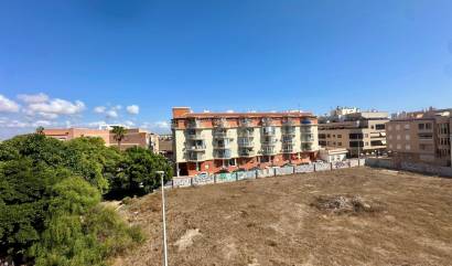 Revente - Apartment - Torrevieja - La Mata pueblo