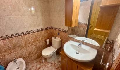 Revente - Apartment - Torrevieja - La Mata pueblo