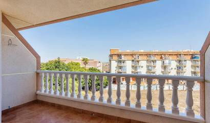 Revente - Apartment - Torrevieja - La Mata pueblo