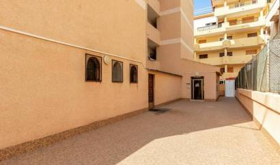 Revente - Apartment - Torrevieja - La Mata