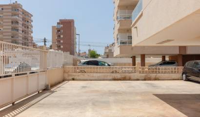 Revente - Apartment - Torrevieja - Nueva Torrevieja