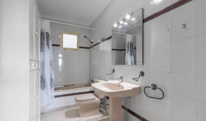 Revente - Apartment - Torrevieja - Paseo maritimo