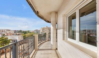 Revente - Apartment - Torrevieja - Paseo maritimo