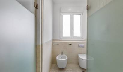 Revente - Apartment - Torrevieja - Paseo maritimo