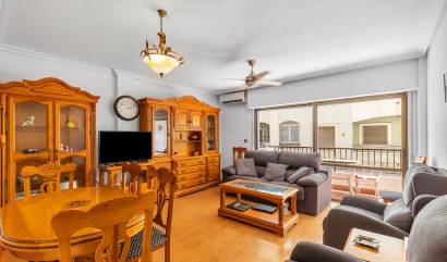 Revente - Apartment - Torrevieja - Paseo maritimo
