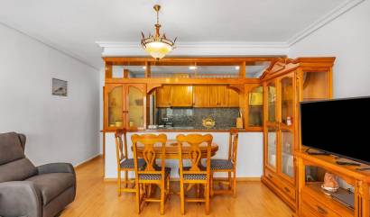 Revente - Apartment - Torrevieja - Paseo maritimo