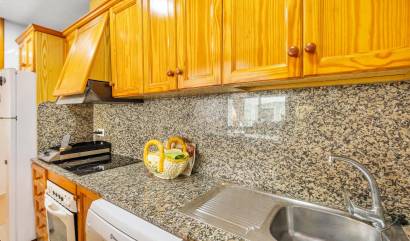 Revente - Apartment - Torrevieja - Paseo maritimo
