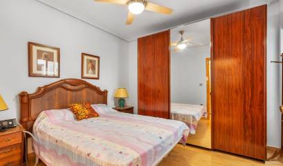 Revente - Apartment - Torrevieja - Paseo maritimo