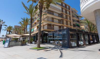 Revente - Apartment - Torrevieja - Paseo maritimo