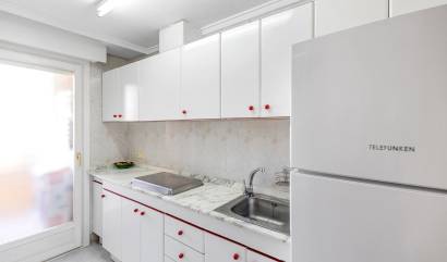 Revente - Apartment - Torrevieja - Playa de los locos