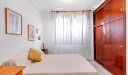 Revente - Apartment - Torrevieja - Playa de los locos