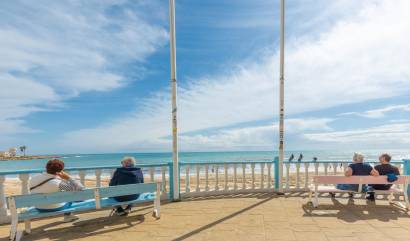 Revente - Apartment - Torrevieja - Playa de los locos
