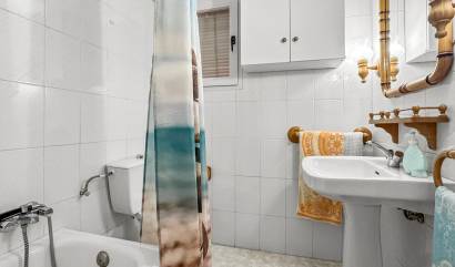 Revente - Apartment - Torrevieja - Playa de los Locos